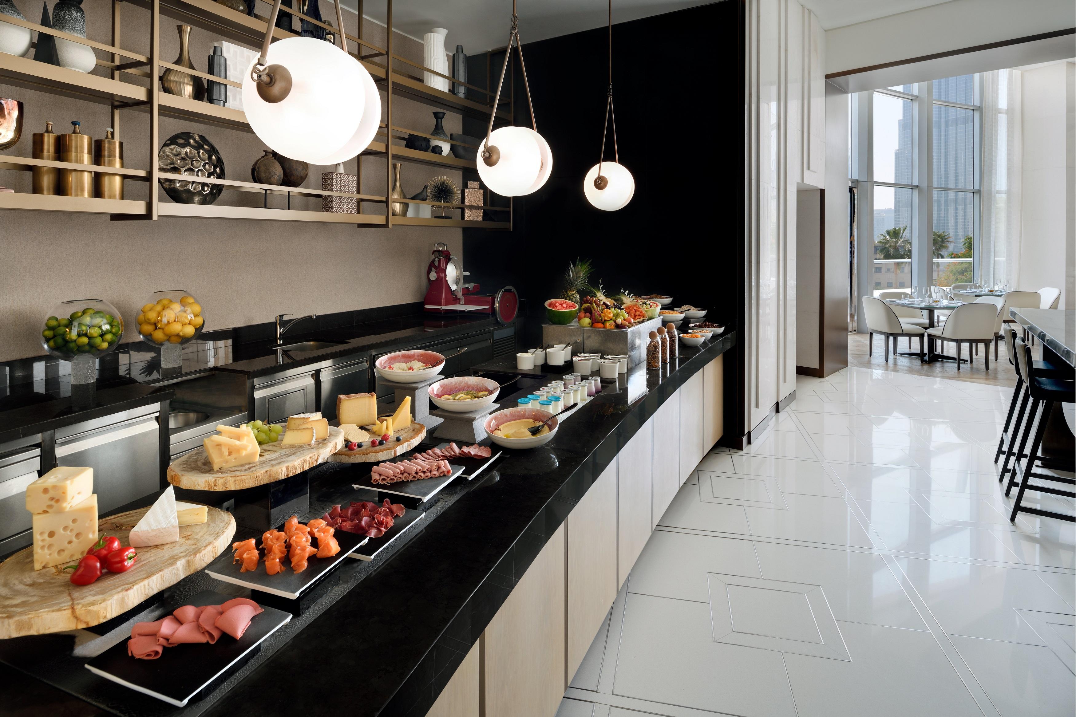 แอดเดรส ดาวน์ทาวน์ Hotel ดูไบ ภายนอก รูปภาพ The kitchen at the Mandarin Oriental, Munich