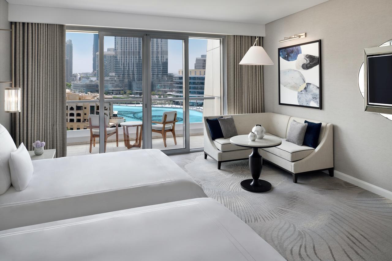 แอดเดรส ดาวน์ทาวน์ Hotel ดูไบ ภายนอก รูปภาพ A guest room at the hotel