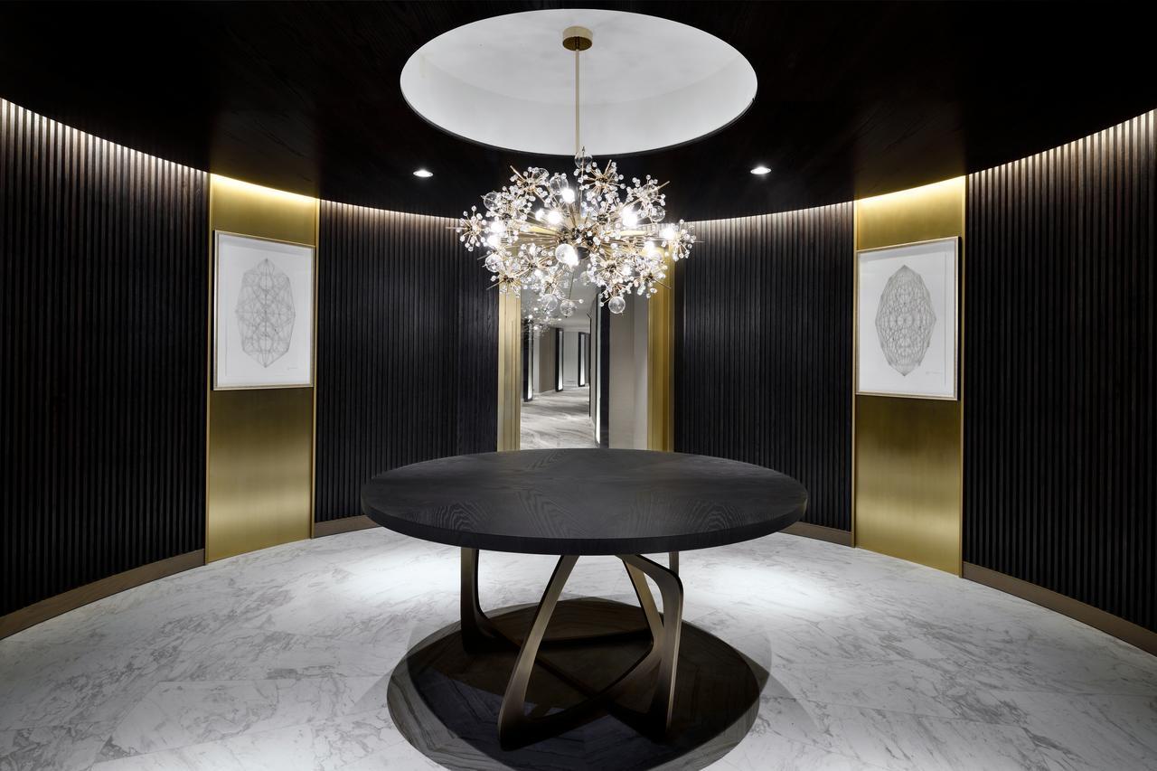 แอดเดรส ดาวน์ทาวน์ Hotel ดูไบ ภายนอก รูปภาพ The interior of the new store