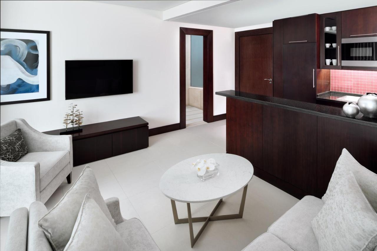 แอดเดรส ดาวน์ทาวน์ Hotel ดูไบ ภายนอก รูปภาพ A typical apartment
